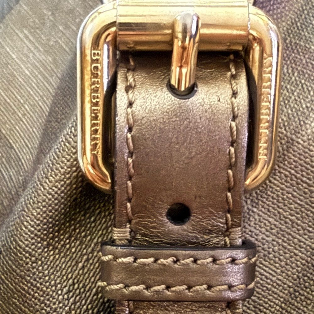 Burrberry Classic Checkered metallic Women's Shoulder Handbag - Picture 9 of 12